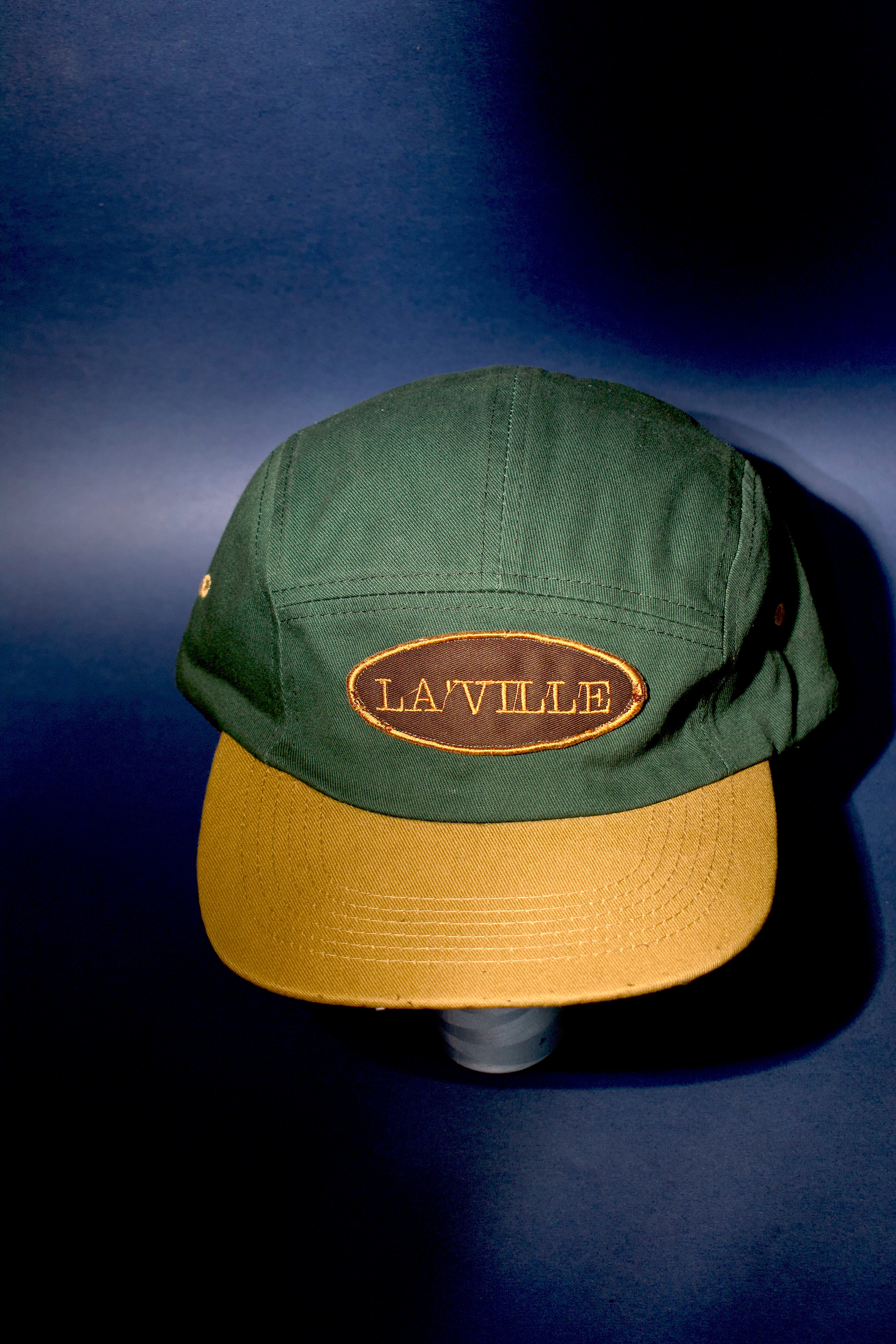 five panel's THE HUNTSMANS